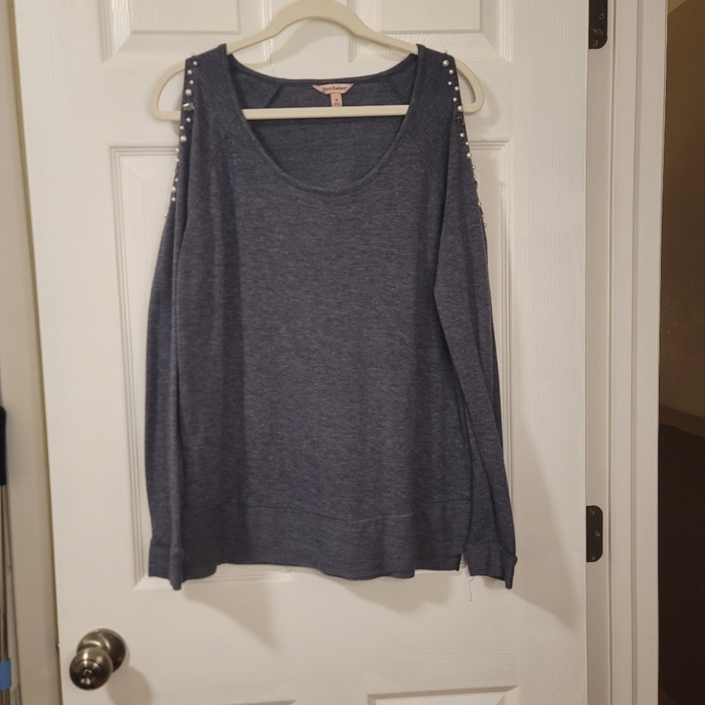 Super soft open shoulder sweater